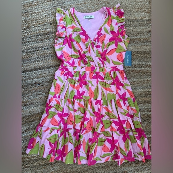 Taylor Dresses & Skirts - NEW Taylor Large Pink Tropical Floral Tiered Sleeveless Cotton Dress